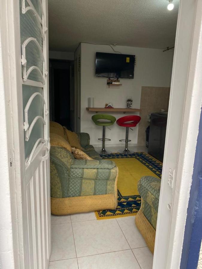 Acogedor Apartamento Pequeno E Independiente Bogotá Exterior foto