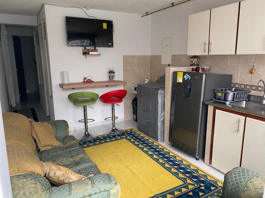 Acogedor Apartamento Pequeno E Independiente Bogotá Exterior foto